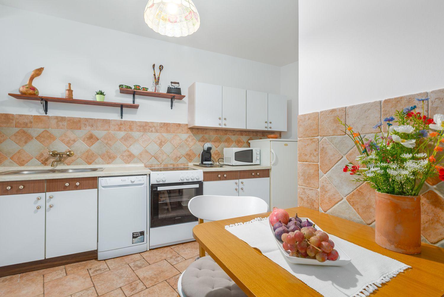 Apartment Strandnahes Inmitten Der Altstadt Mit Mediterranem Garten - Nur 150 Meter Zum *